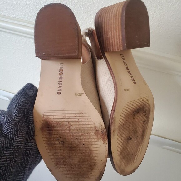 Lucky Brand Women's Terif Backstrap High Heel Sandal Heeled, Stucco 8M - Picture 11 of 16
